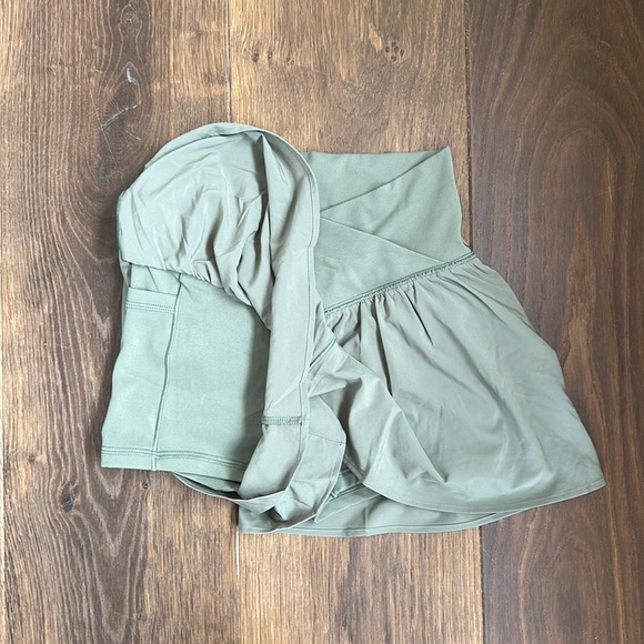 OFFLINE By Aerie Real Me Crossover Flowy Short - Picture 3 of 3